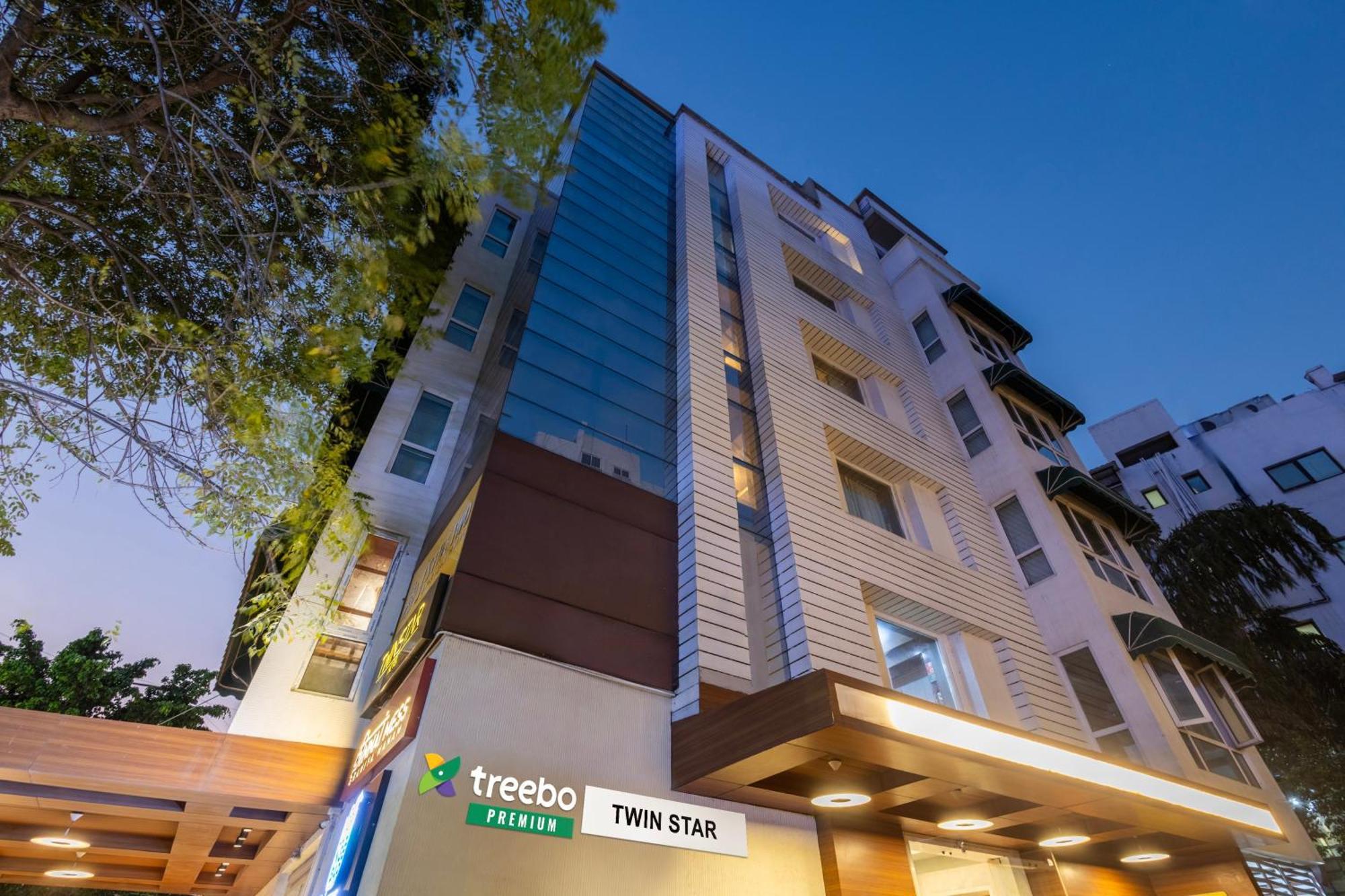 Treebo Premium Twin Star Hotel เชนไน ภายนอก รูปภาพ