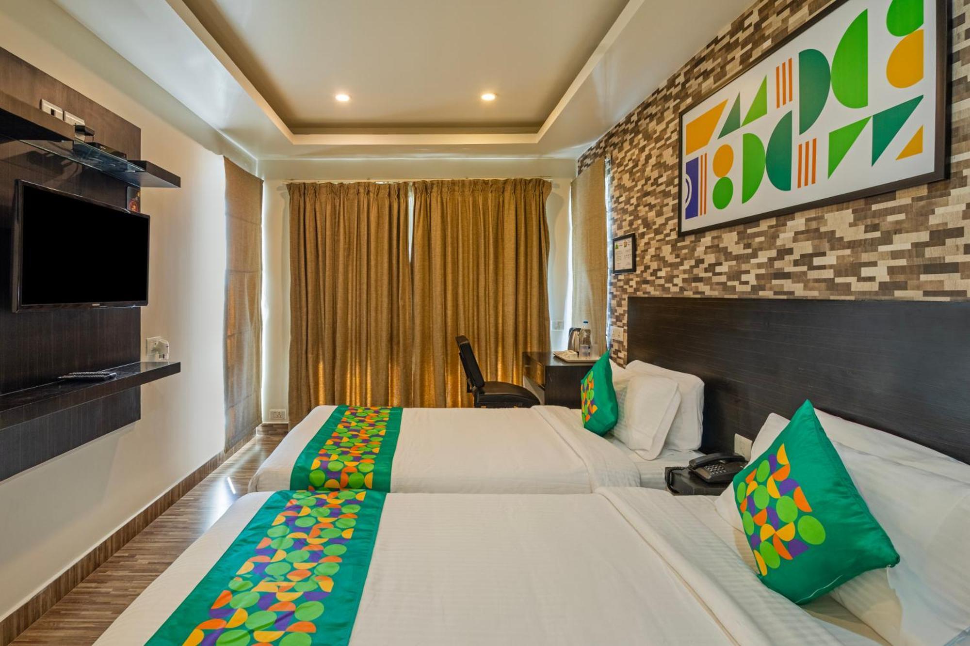 Treebo Premium Twin Star Hotel เชนไน ภายนอก รูปภาพ