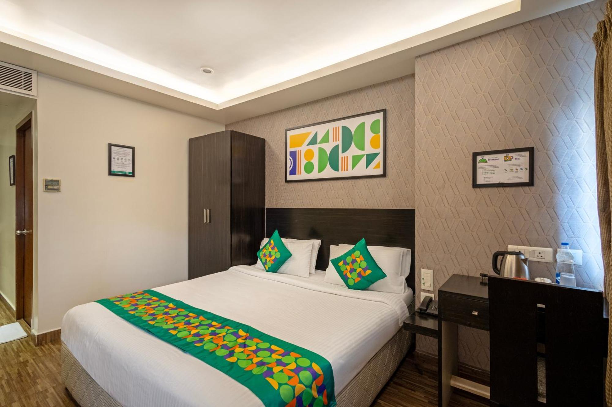 Treebo Premium Twin Star Hotel เชนไน ภายนอก รูปภาพ