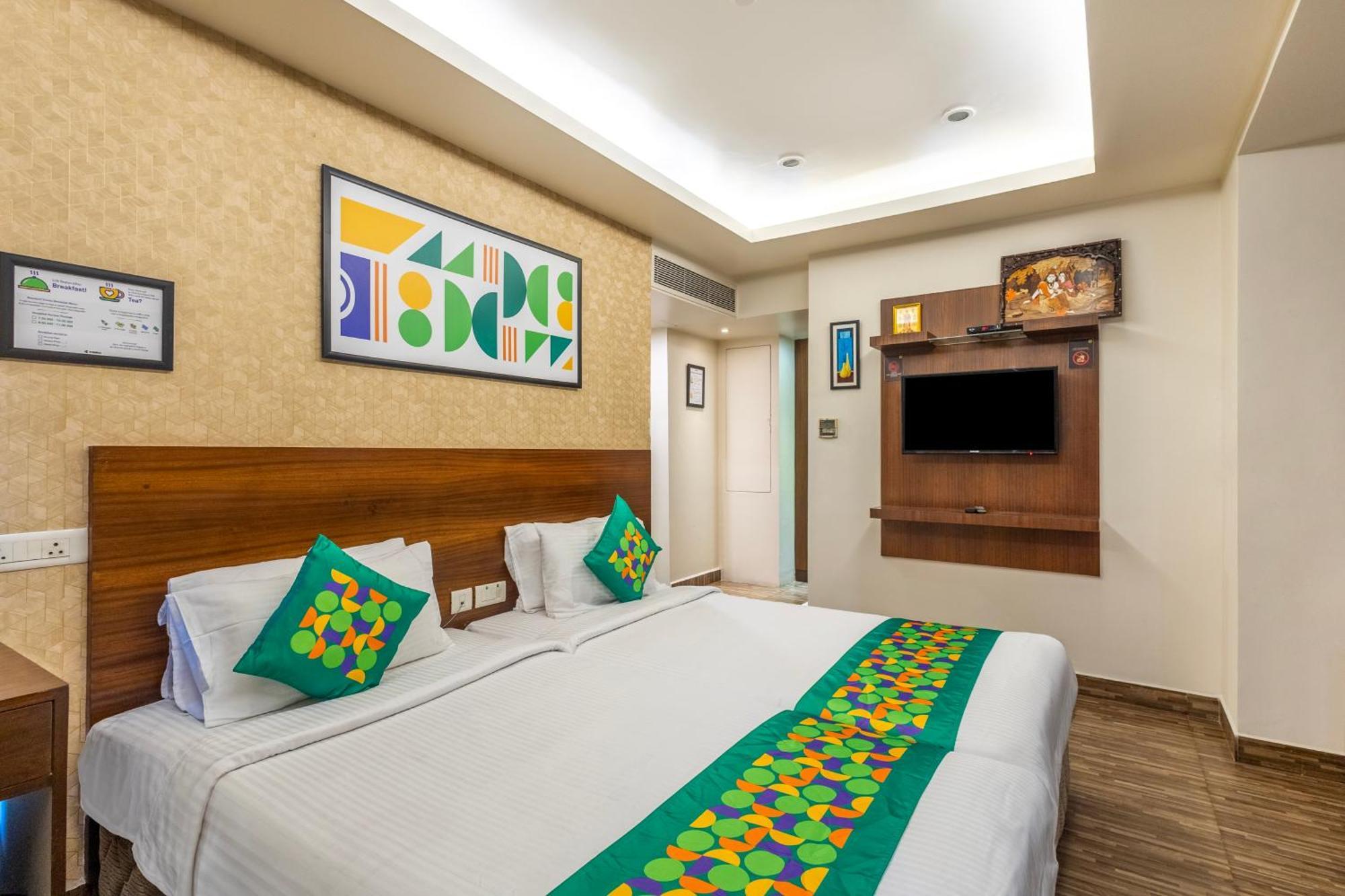 Treebo Premium Twin Star Hotel เชนไน ภายนอก รูปภาพ